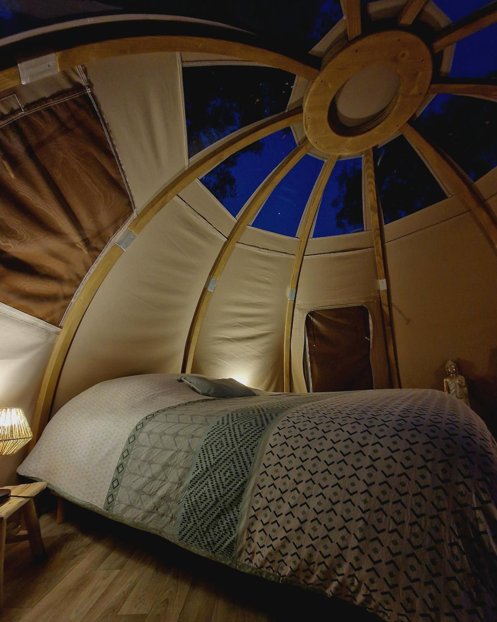 مبيت وإفطار Sorde-lʼAbbaye Les Nuits De Cassiopee الغرفة الصورة